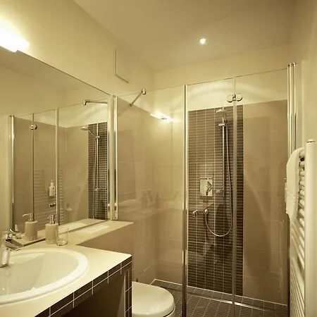 Am Helmwartsturm Szálloda 3*