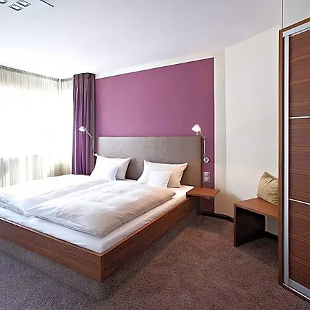 Am Helmwartsturm Hotel
