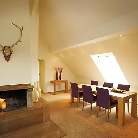 Am Helmwartsturm Hotel