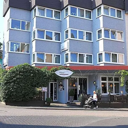 Am Helmwartsturm Andernach