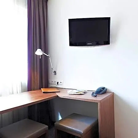 Am Helmwartsturm Hotel Andernach
