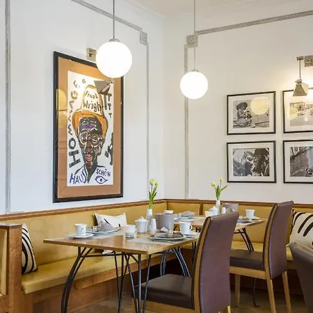 Szálloda Am Helmwartsturm Andernach