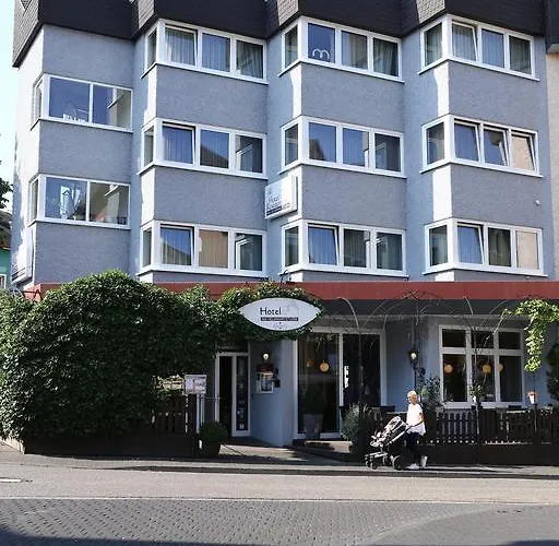 Otel Am Helmwartsturm 3*
