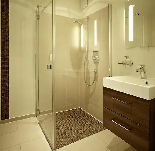 Otel Am Helmwartsturm